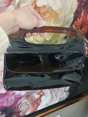 Classic Black Patent Handbag with Tortoiseshell Handle